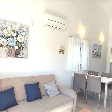 Vasilic-cugalj Affittacamere 4*