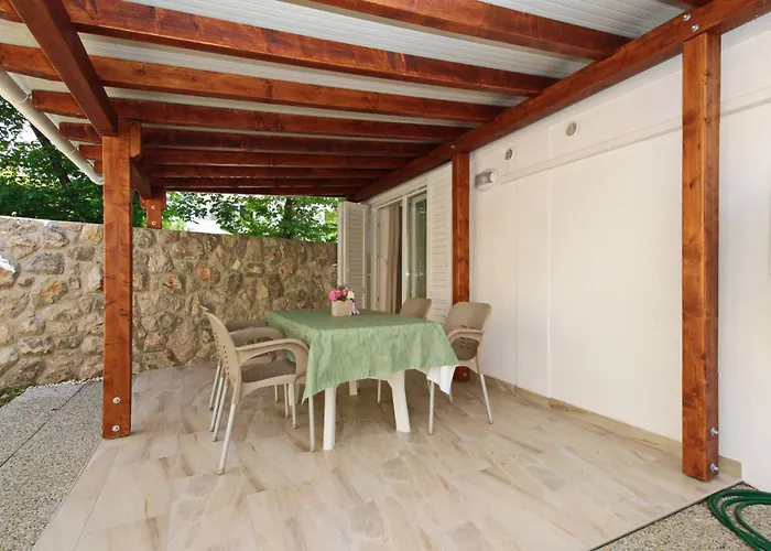 Vasilic-cugalj 4* Baška