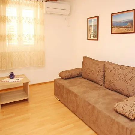 Vasilic-cugalj-smokvina Guest house Baska (Krk)