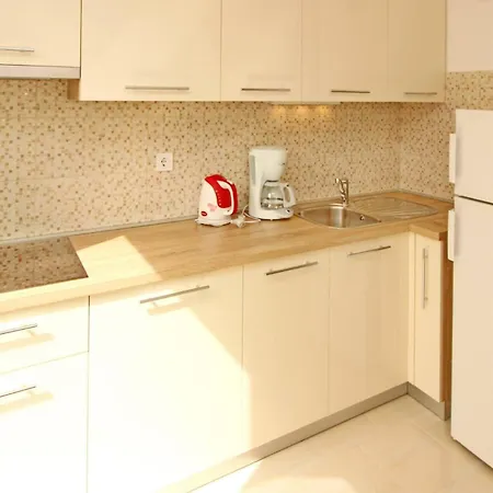 Vasilic-cugalj 4* Baška