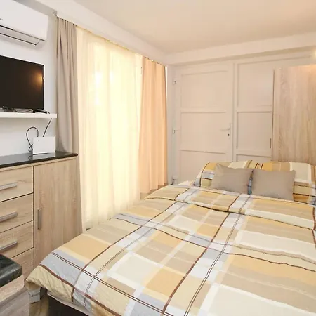 Vasilic-cugalj-smokvina Guest house Baska (Krk)